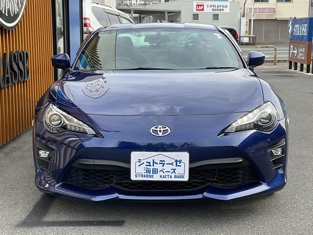 86 GTリミテッド 純正ナビTV/Bカメラ/ETC/ドラレコ/ブレンボキャリパー/ブレンボ用AW/TRDマフラー/SACHS製アブソーバ/革シート(6枚目)