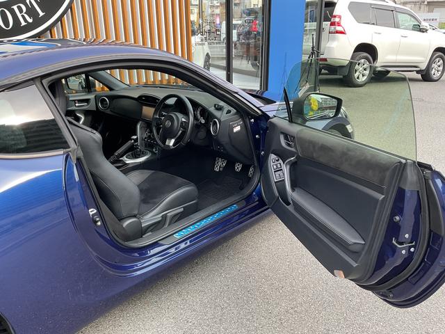 86 GTリミテッド 純正ナビTV/Bカメラ/ETC/ドラレコ/ブレンボキャリパー/ブレンボ用AW/TRDマフラー/SACHS製アブソーバ/革シート(12枚目)