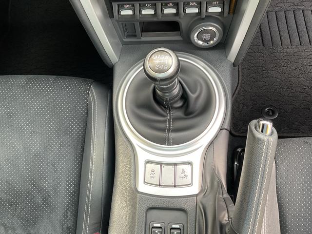 86 GTリミテッド 純正ナビTV/Bカメラ/ETC/ドラレコ/ブレンボキャリパー/ブレンボ用AW/TRDマフラー/SACHS製アブソーバ/革シート(32枚目)