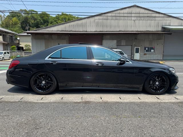 Ｓクラス Ｓ５５０ロング　ＡＭＧスポーツパッケージ　社外エアサス　Ｓ６３外装　サンルーフ　全周囲カメラ　クリアランスソナー　バックカメラ　黒革シート　シートヒーター　シートクーラー　ＥＴＣ　Ｂｌｕｅｔｏｏｔｈ　ドラレコ（11枚目）