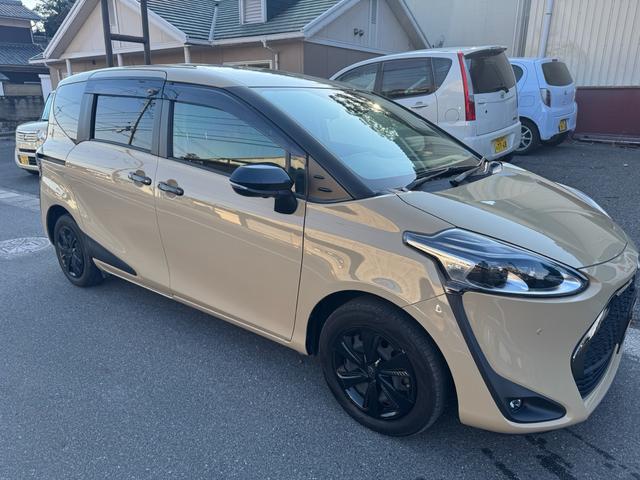 シエンタ ファンベースG グランパー 両側パワースライド ナビ Bluetooth バックカメラ LEDヘッドライト 女性ワンオーナー エンジンスターター ETC オートライト 5人乗り(13枚目)