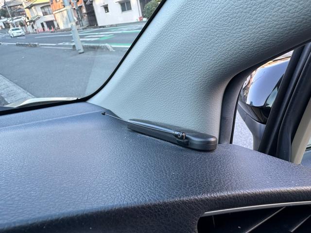 シエンタ ファンベースG グランパー 両側パワースライド ナビ Bluetooth バックカメラ LEDヘッドライト 女性ワンオーナー エンジンスターター ETC オートライト 5人乗り(57枚目)