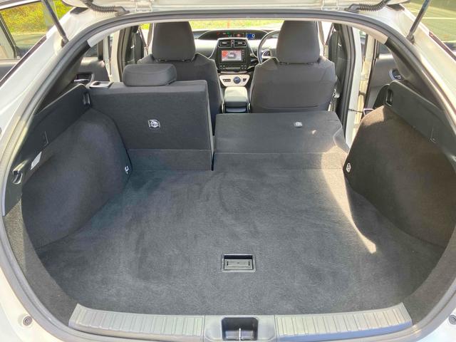 プリウス S ETC レーンアシスト オートクルーズコントロール バックカメラ TV アルミホイール オートライト LEDヘッドランプ CVT スマートキー アイドリングストップ 電動格納ミラー 盗難防止システム(18枚目)