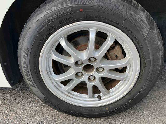 プリウス S ETC レーンアシスト オートクルーズコントロール バックカメラ TV アルミホイール オートライト LEDヘッドランプ CVT スマートキー アイドリングストップ 電動格納ミラー 盗難防止システム(21枚目)
