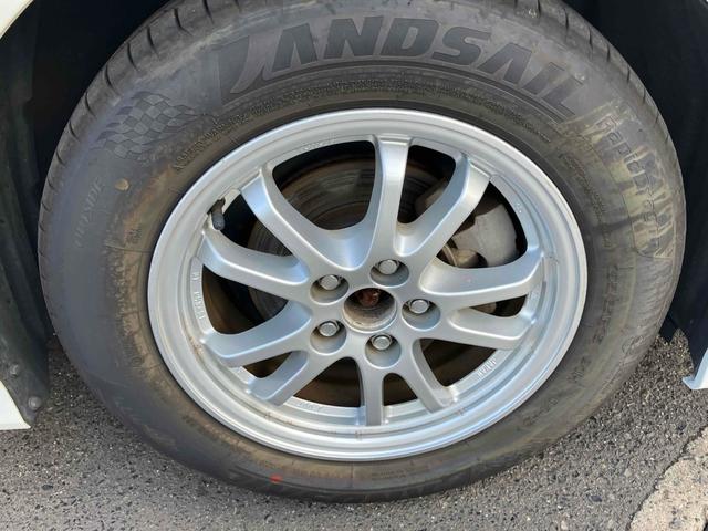 プリウス S ETC レーンアシスト オートクルーズコントロール バックカメラ TV アルミホイール オートライト LEDヘッドランプ CVT スマートキー アイドリングストップ 電動格納ミラー 盗難防止システム(23枚目)