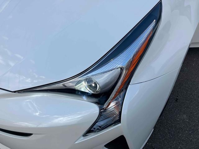 プリウス S ETC レーンアシスト オートクルーズコントロール バックカメラ TV アルミホイール オートライト LEDヘッドランプ CVT スマートキー アイドリングストップ 電動格納ミラー 盗難防止システム(37枚目)