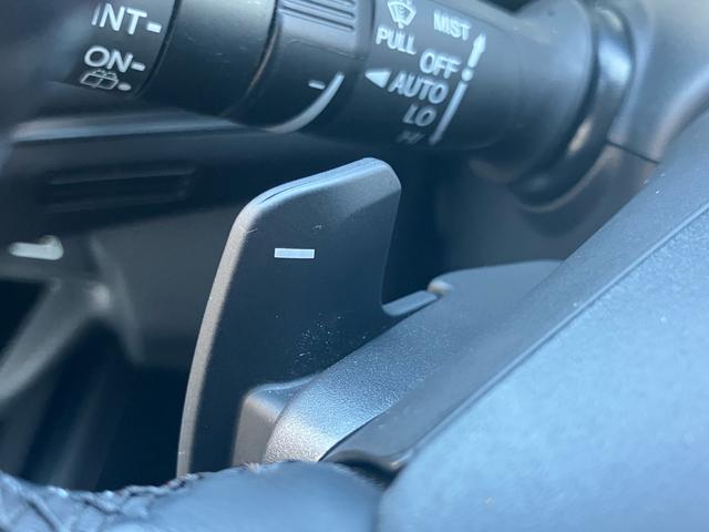 ヴェゼル ｅ：ＨＥＶ　Ｚ　ワンオーナー　禁煙車　全周囲カメラ　クリアランスソナー　オートクルーズコントロール　レーンアシスト　衝突被害軽減システム　ナビ　ＴＶ　オートライト　ＬＥＤヘッドランプ　アルミホイール　スマートキー２個（63枚目）