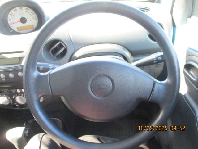 エッセ D キーレスエントリー AT 盗難防止システム CD アルミホイール 衝突安全ボディ エアコン パワーステアリング パワーウィンドウ(2枚目)