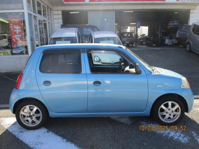 エッセ D キーレスエントリー AT 盗難防止システム CD アルミホイール 衝突安全ボディ エアコン パワーステアリング パワーウィンドウ(10枚目)