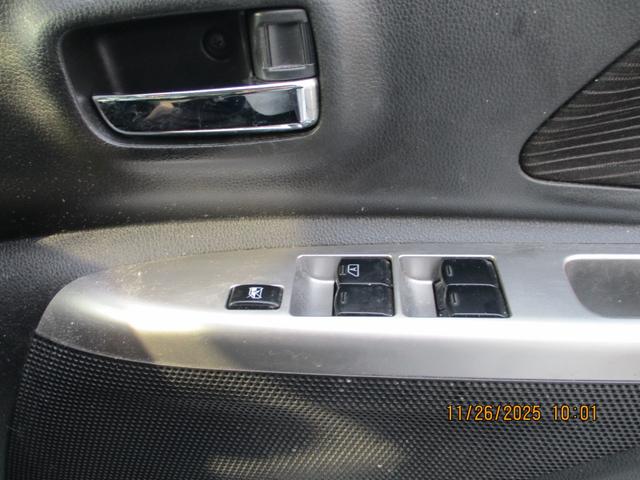 デイズルークス ハイウェイスター　Ｘ　Ｇパッケージ　ドライブレコーダー　ＥＴＣ　両側電動スライドドア　ナビ　オートライト　ＨＩＤ　スマートキー　アイドリングストップ　電動格納ミラー　ベンチシート　ＣＶＴ　盗難防止システム　ＡＢＳ　ＥＳＣ（5枚目）