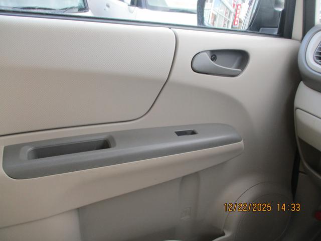 ステラ L キーレスエントリー MT 盗難防止システム CD 衝突安全ボディ エアコン パワーステアリング パワーウィンドウ(5枚目)