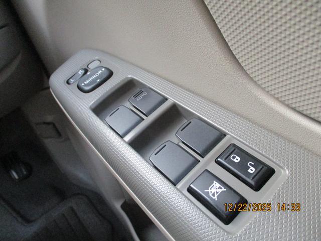 ステラ L キーレスエントリー MT 盗難防止システム CD 衝突安全ボディ エアコン パワーステアリング パワーウィンドウ(6枚目)