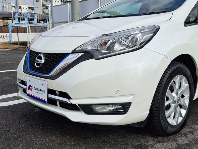 ノート ｅ－パワー　メダリスト　禁煙車　１年保証付き　純正ナビ　ＴＶ　バックカメラ　アラウンドビューモニター　デジタルインナーミラー　ＥＴＣ　前後ドライブレコーダー　ハーフレザーシート　衝突軽減ブレーキ　ＬＥＤヘッドライト（10枚目）