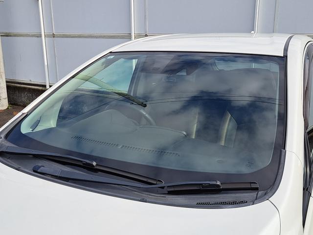 ノート ｅ－パワー　メダリスト　禁煙車　１年保証付き　純正ナビ　ＴＶ　バックカメラ　アラウンドビューモニター　デジタルインナーミラー　ＥＴＣ　前後ドライブレコーダー　ハーフレザーシート　衝突軽減ブレーキ　ＬＥＤヘッドライト（11枚目）