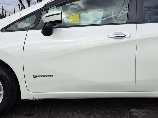 ノート ｅ－パワー　メダリスト　禁煙車　１年保証付き　純正ナビ　ＴＶ　バックカメラ　アラウンドビューモニター　デジタルインナーミラー　ＥＴＣ　前後ドライブレコーダー　ハーフレザーシート　衝突軽減ブレーキ　ＬＥＤヘッドライト（23枚目）