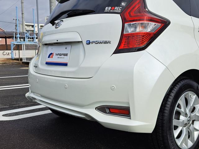 ノート ｅ－パワー　メダリスト　禁煙車　１年保証付き　純正ナビ　ＴＶ　バックカメラ　アラウンドビューモニター　デジタルインナーミラー　ＥＴＣ　前後ドライブレコーダー　ハーフレザーシート　衝突軽減ブレーキ　ＬＥＤヘッドライト（30枚目）