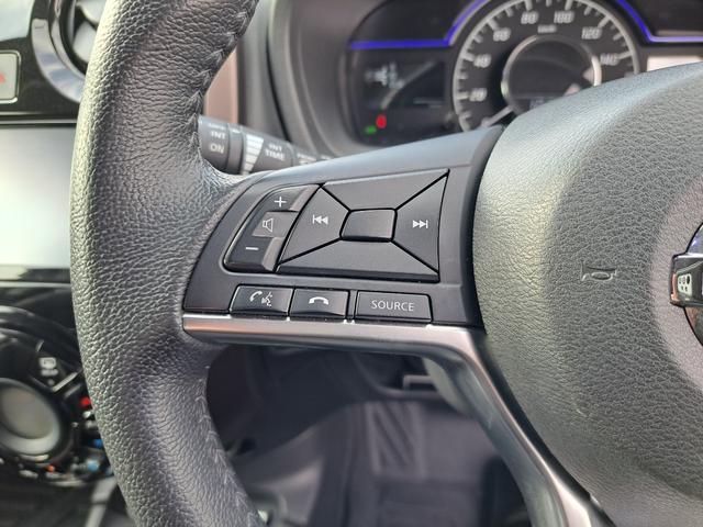 ノート ｅ－パワー　メダリスト　禁煙車　１年保証付き　純正ナビ　ＴＶ　バックカメラ　アラウンドビューモニター　デジタルインナーミラー　ＥＴＣ　前後ドライブレコーダー　ハーフレザーシート　衝突軽減ブレーキ　ＬＥＤヘッドライト（38枚目）