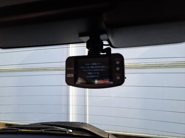 ノート ｅ－パワー　メダリスト　禁煙車　１年保証付き　純正ナビ　ＴＶ　バックカメラ　アラウンドビューモニター　デジタルインナーミラー　ＥＴＣ　前後ドライブレコーダー　ハーフレザーシート　衝突軽減ブレーキ　ＬＥＤヘッドライト（39枚目）