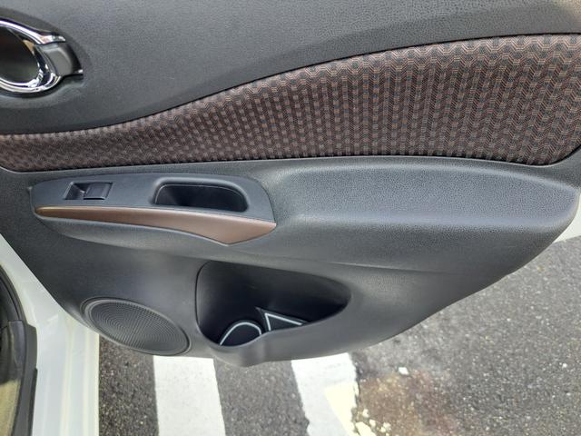 ノート ｅ－パワー　メダリスト　禁煙車　１年保証付き　純正ナビ　ＴＶ　バックカメラ　アラウンドビューモニター　デジタルインナーミラー　ＥＴＣ　前後ドライブレコーダー　ハーフレザーシート　衝突軽減ブレーキ　ＬＥＤヘッドライト（54枚目）