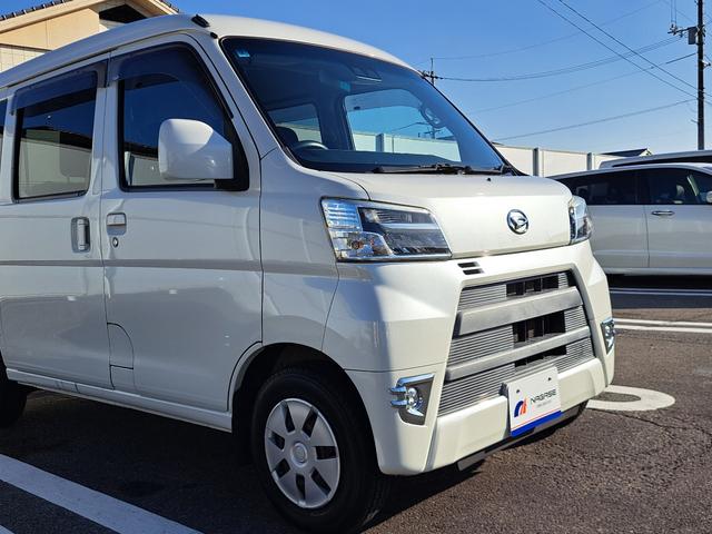 ハイゼットカーゴ クルーズSAIII 禁煙車 スマートアシストIII ナビ フルセグTV キーレス アイドリングストップ LEDヘッドライト ETC オートハイビーム 車線逸脱警報(11枚目)