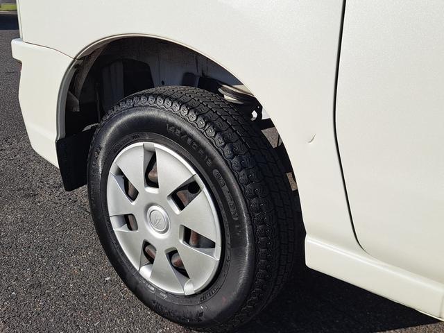 ハイゼットカーゴ クルーズSAIII 禁煙車 スマートアシストIII ナビ フルセグTV キーレス アイドリングストップ LEDヘッドライト ETC オートハイビーム 車線逸脱警報(27枚目)