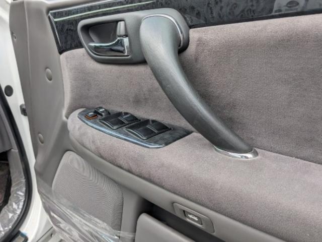 ��O�Ɍ�����̂��g�����N�I�[�v�i�[�ł����N���E���̓`���ł���