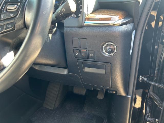 アルファード 3.5エグゼクティブラウンジ 電動リアゲート パワーバックドア LEDライト スマートキー フロントカメラ サイドカメラ バックカメラ 革シート シートヒーター パワーシート(7枚目)