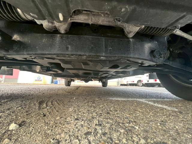 �y�g���̉ב�≺���̏�Ԃ��C�ɂȂ���������S���������B�P�H�����X�ł͑S�ԃN���[�j���O�E�_���ρB����ő��g�����Ԃł���Ă��Ă��܂��B