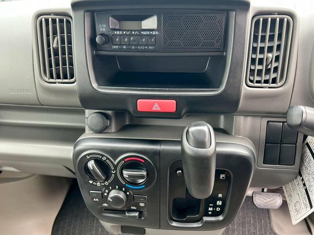 ＮＶ１００クリッパーバン 　車検整備付　ドラレコ　ＥＴＣ　キーレス　禁煙車　衝突被害軽減ブレーキ　運転席エアバック　運転席エアバック　ＡＢＳ　　横滑り防止装置　盗難防止装置　エアコン　パワステ　両側スライドドア　ＭＴモード（19枚目）