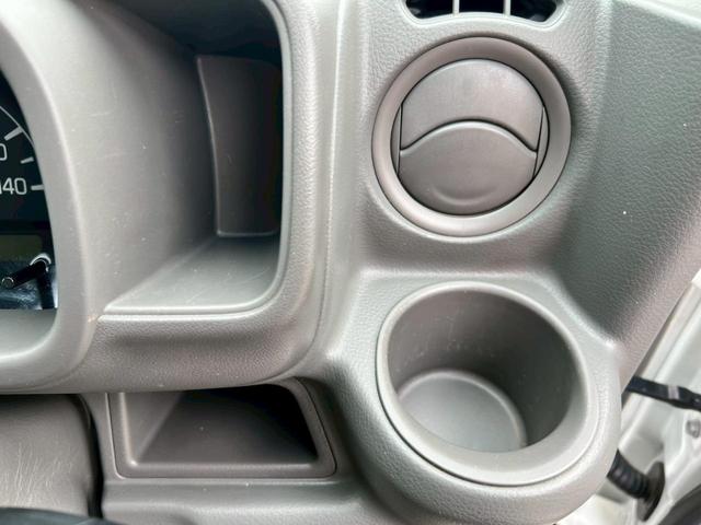 ＮＶ１００クリッパーバン 　車検整備付　ドラレコ　ＥＴＣ　キーレス　禁煙車　衝突被害軽減ブレーキ　運転席エアバック　運転席エアバック　ＡＢＳ　　横滑り防止装置　盗難防止装置　エアコン　パワステ　両側スライドドア　ＭＴモード（22枚目）