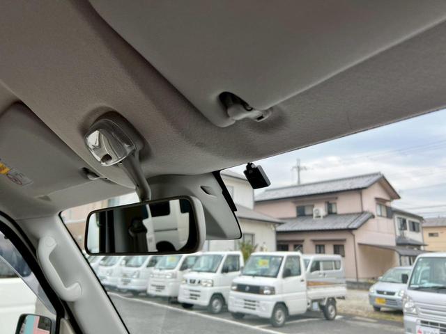 ＮＶ１００クリッパーバン 　車検整備付　ドラレコ　ＥＴＣ　キーレス　禁煙車　衝突被害軽減ブレーキ　運転席エアバック　運転席エアバック　ＡＢＳ　　横滑り防止装置　盗難防止装置　エアコン　パワステ　両側スライドドア　ＭＴモード（24枚目）