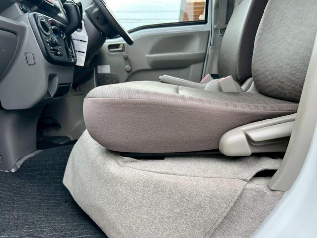 ＮＶ１００クリッパーバン 　車検整備付　ドラレコ　ＥＴＣ　キーレス　禁煙車　衝突被害軽減ブレーキ　運転席エアバック　運転席エアバック　ＡＢＳ　　横滑り防止装置　盗難防止装置　エアコン　パワステ　両側スライドドア　ＭＴモード（29枚目）