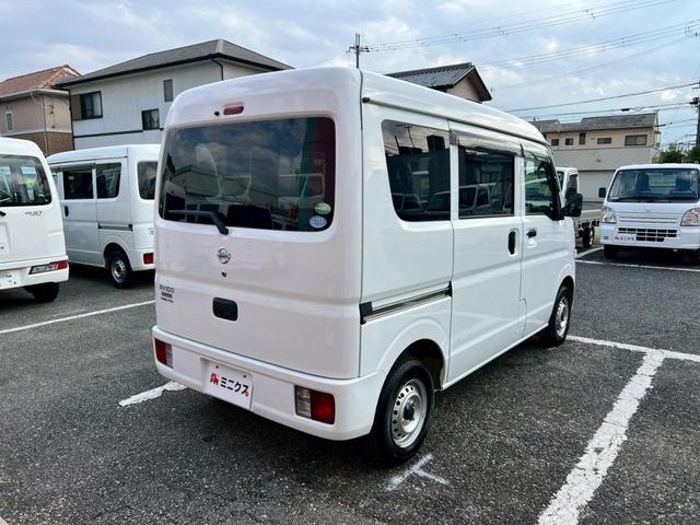 ＮＶ１００クリッパーバン 　車検整備付　ドラレコ　ＥＴＣ　キーレス　禁煙車　衝突被害軽減ブレーキ　運転席エアバック　運転席エアバック　ＡＢＳ　　横滑り防止装置　盗難防止装置　エアコン　パワステ　両側スライドドア　ＭＴモード（60枚目）