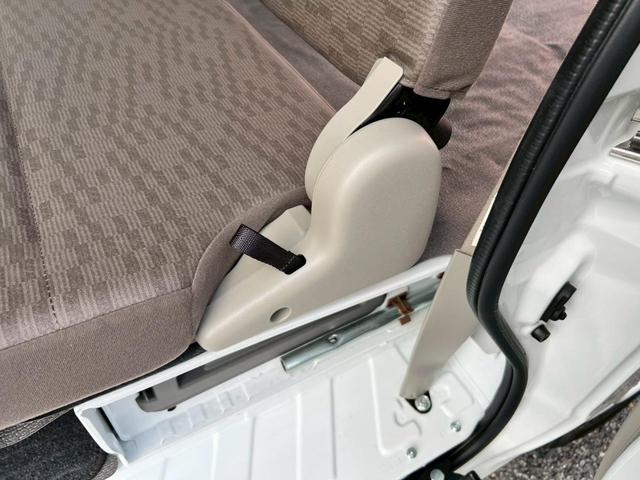 ＮＶ１００クリッパーバン 　車検整備付　ドラレコ　ＥＴＣ　キーレス　禁煙車　衝突被害軽減ブレーキ　運転席エアバック　運転席エアバック　ＡＢＳ　　横滑り防止装置　盗難防止装置　エアコン　パワステ　両側スライドドア　ＭＴモード（61枚目）