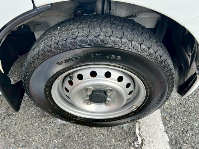 ＮＶ１００クリッパーバン 　車検整備付　ドラレコ　ＥＴＣ　キーレス　禁煙車　衝突被害軽減ブレーキ　運転席エアバック　運転席エアバック　ＡＢＳ　　横滑り防止装置　盗難防止装置　エアコン　パワステ　両側スライドドア　ＭＴモード（71枚目）