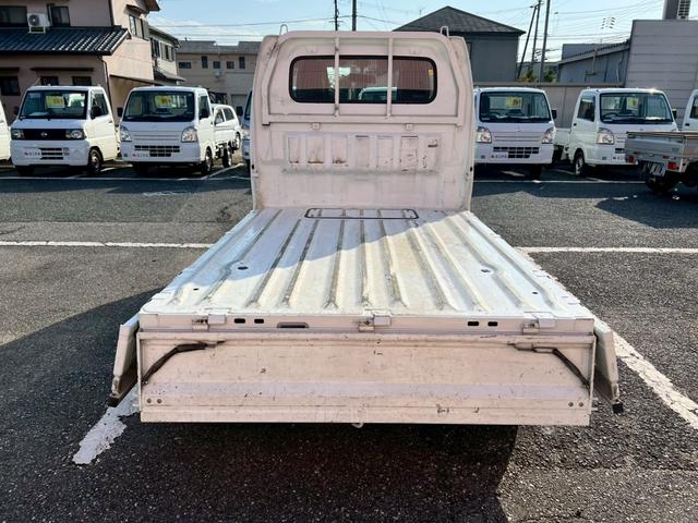 【納車後のお付き合い】任意保険も、当店にお任せください！故障・事故の際には、当店もしくはご担当者へお電話いただけたら、お客様に代わって事故受付からレッカー搬送、代車の手配まですべて行います。