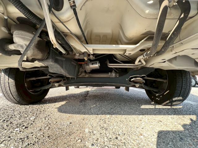 【地域最大級の在庫数】「在庫数が少なく、一度に複数台で比較できない」そんなお悩みはありませんか？専門館は、豊富な在庫をご用意！厳選した多くのお車の中から希望条件に合わせて、見て！触って！選べます！