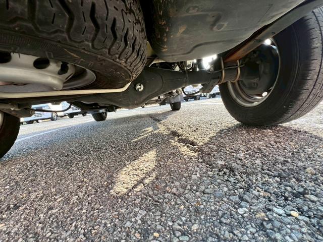 【内装クリーニング】綺麗な状態で選んでいただく為、シートも取り外して隅々までクリーニングしており気持ちよく乗っていただけます☆※車両は順番で清掃しており、ご覧いただく車両が清掃前のものもございます。