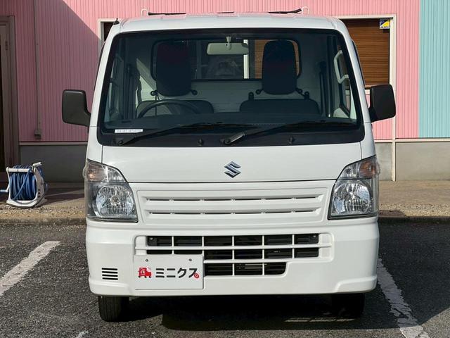 キャリイトラック 　車検整備付　ＡＴ車　ＥＴＣ　エアコン　パワステ　ＡＢＳ　運転席エアバック　助手席エアバック　アオリプロテクター　トリイプロテクター　ヘッドライトレベライザー　フロアマット　ドアバイザー　スペアタイヤ（42枚目）