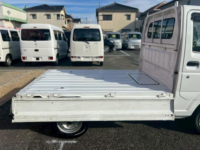 キャリイトラック 　車検整備付　ＡＴ車　ＥＴＣ　エアコン　パワステ　ＡＢＳ　運転席エアバック　助手席エアバック　アオリプロテクター　トリイプロテクター　ヘッドライトレベライザー　フロアマット　ドアバイザー　スペアタイヤ（53枚目）