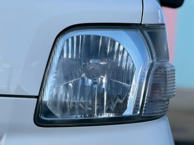 ハイゼットカーゴ 　ＡＴ車　純正キーレス　ＰＷ　エアコン　パワステ　両側スライドドア　運転席エアバック　助手席エアバック　　シガーライター　ヘッドライトレベライザー　フロアマットドアバイザー　スペアタイヤ　スペアキー（62枚目）