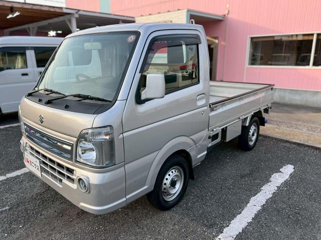 �P�H�s�E�����s���ӂŌy�o�����������̕��ɁB�����h���C�o�[�ɂ������₷���`�s�Ԃ�A�i�r�E�o�b�N�J�����t���ȂǁA���K�Ɏg����d�l�����ē��������܂��B