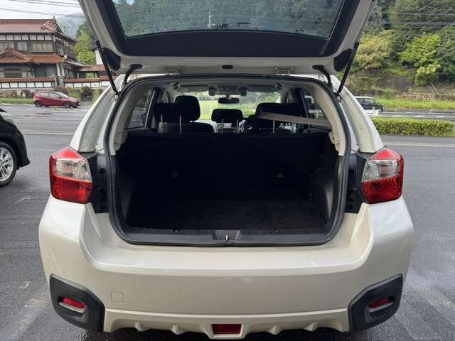 ＸＶ ２．０ｉ－Ｌ　アイサイト　社外ナビ　ＥＴＣ　４ＷＤ　電動シート　レーンキープアシスト（8枚目）