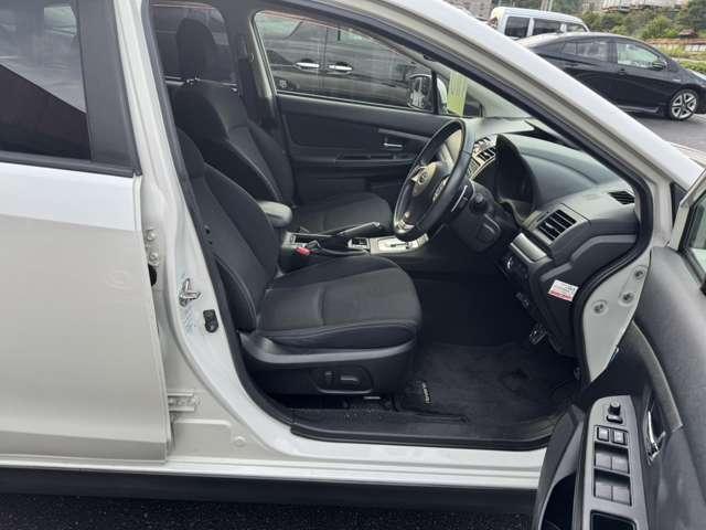 ＸＶ ２．０ｉ－Ｌ　アイサイト　社外ナビ　ＥＴＣ　４ＷＤ　電動シート　レーンキープアシスト（11枚目）