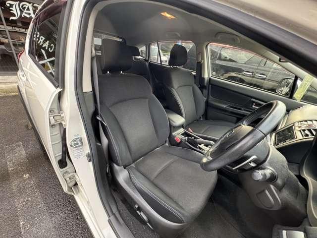 ＸＶ ２．０ｉ－Ｌ　アイサイト　社外ナビ　ＥＴＣ　４ＷＤ　電動シート　レーンキープアシスト（12枚目）