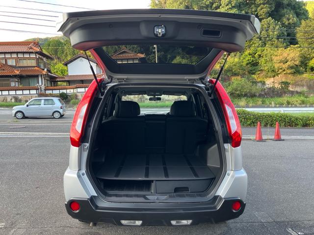 エクストレイル ２０Ｘｔｔ　バックカメラ　クル－ズコントロ－ル　シートヒーター　オートライト　ディスチャージヘッドランプ　寒冷地仕様　４ＷＤ（9枚目）