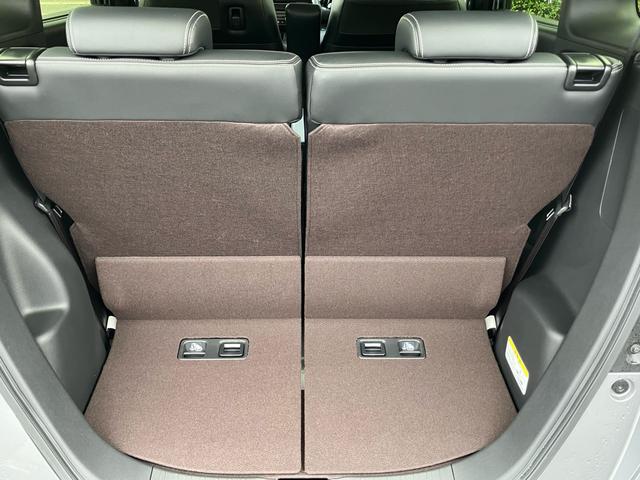 Ｎ－ＢＯＸカスタム Ｇ・Ｌターボホンダセンシング　４ＷＤ　両側電動スライドドア　ＥＴＣ　純正ナビ　バックカメラ　ドライブレコーダー　シートヒーターフルフラット（11枚目）