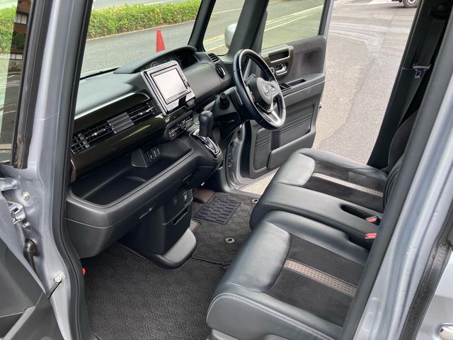 Ｎ－ＢＯＸカスタム Ｇ・Ｌターボホンダセンシング　４ＷＤ　両側電動スライドドア　ＥＴＣ　純正ナビ　バックカメラ　ドライブレコーダー　シートヒーターフルフラット（15枚目）