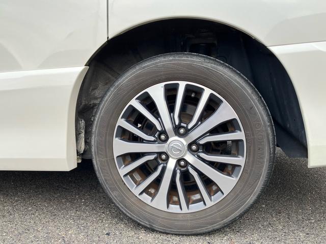 セレナ ハイウェイスター　Ｓ－ハイブリッド　キーフリー　社外ナビ＆Ｂカメラ　左側パワースライドドア　ＥＴＣ　３列シート（28枚目）