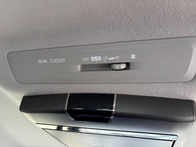 ヴォクシー ＺＳ　煌　パワステ　パワーウィンドウ　ダブルエアコン　ワンオーナー　禁煙車　盗難防止システム　衝突安全ボディ　ＬＥＤヘッドランプアイドリングストップ　鉱石モニター　純正ナビ（15枚目）